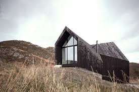 Camusdarach Sands House Par Raw Architecture Workshop Journal Du Design Architecture D Interieur Maison Bois Architecture