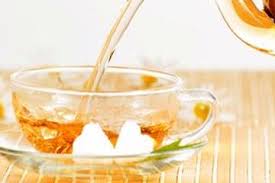 Teh chamomile dikenal sebagai minuman yang mampu mengurangi kecemasan dan baik untuk orang yang mengalami gangguan tidur. Teh Chamomile Efektif Meredakan Insomnia Intisari
