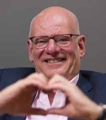 Avi Garber's Instagram, Twitter & Facebook