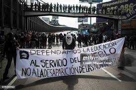 83 Pena Boulevard Stock Photos, High-Res Pictures, and Images