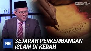 Sampai sekarang perkembangan agama islam di malaysia makin pesat, bahkan, ditegaskan dalam konstitusi negaranya bahwa islam merupakan agama resmi negara. Sejarah Perkembangan Islam Di Kedah Mhi 23 Mac 2021 Youtube