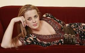 Micaela is largely used in the english, italian, portuguese, and spanish languages, and it is derived from hebrew origins. Micaela Faz Revelacao Chocante Em Direto Cantora Diz Ter Sido Perseguida Por Psicopata Vip Pt