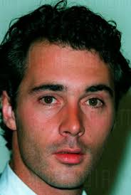 Greg Wise (15 de Maio de 1966)