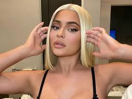 СМИ: Кайли Дженнер стала причиной стрельбы Tory Lanez в Megan Thee Stallion  Сообщается, что Megan Thee Stallion.. 2026