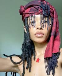 Rae Fraser Cox (raefrasercox)