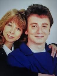 Today is my birthday, hope I get lots of love here💞💞🎈