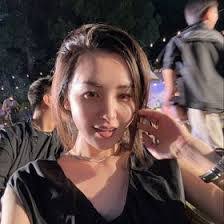 Fanny Chen's Instagram, Twitter & Facebook