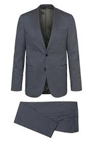 Perfetto per i giovani (il nero e il blu invecchiano un po') si può abbinare ad un paio di scarpe nere, dal design rigorosamente classico; 64 Idee Su Hugo Boss Hugo Boss Abiti Slim Fit Abiti Uomo