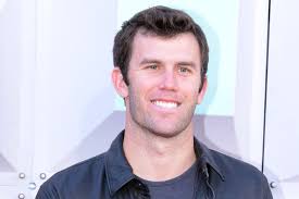 Complex Networks Sets Five 'Red State' Shows for Verizon's Go90 Premiering  This Summer