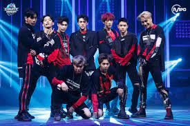 (exo arcade, exo heart4u episodes, exo knowing bros episodes (3), exo showtime (episode 11 is my my boys, you guys have to be happy and alway get together. Exo And Exol Roared For 8th Anniversary Chingu To The World