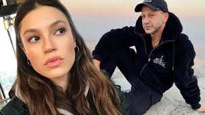 The resulting photo of rıza kocaoğlu and yüsra geyik ignited love rumors. Riza Kocaoglu Ile Yusra Geyik I Ele Veren Goruntuler