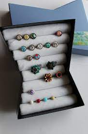 Des bijoux fabriqués à la commande et sur mesure, ils peuvent donc être personnalisés selon des nouveautés chaque jours, nous serions ravis de voir nos bijoux portés sur vous avec le #maboiteabijoux. Epingle Sur Idees Diy