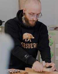 Largest selection of football kits online. Workwear Von Forsberg Works
