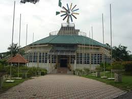 It is located approximately 72 km north of johor bahru and 32 km south of kluang. Museum Layang Layang Pasir Gudang Malaysia Review Tripadvisor