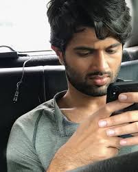 The Tarun chandu👑ᴷᴵᴺᴳᴰᴼᴹ (@Tarunchandu04)