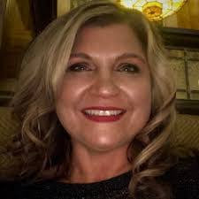 Amber Weaver's Instagram, Twitter & Facebook