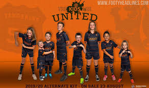 Unsere dienstleistungen im bereich zahnimplantate. Dundee United 19 20 Home Away Kits Revealed Footy Headlines