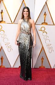 Brad pitt & angelina jolie. Oscars Red Carpet Mode Mode Fur Den Roten Teppich Kleider Fur Den Roten Teppich Coole Kleider