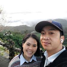 Dạ chào mọi người, đầu tháng 12 này em có dắt bé 2 tuổi đến ĐL. Em đang  phân vân giữa Zoodoo và Mongo Land. Không biết nơi nào sẽ nhiều thú