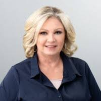 Denise Statham's Instagram, Twitter & Facebook