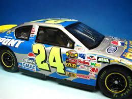 In 1972 chevrolet® started importing a small pickup truck from japan which they called the chevy® luvtm. 2004 Chevrolet Monte Carlo Revell 1 24 Von Bernd Oehling