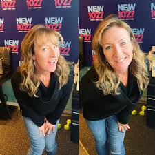 Bangs or No Bangs?? Karen is going to the salon right now!! HELP?? 🤷‍♀️🤔  Karen Carson in the Morning