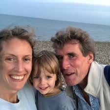 Simon Sharp (@SimonSh24796233)