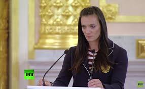 Несостоявшаяся надежда российской сборной спринтер сергей. Elena Isinbaeva Rasplakalas Na Vstreche S Vladimirom Putinym V Kremle Rt Na Russkom