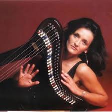 Harpist) Evelyn Mackey