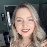 Lisa Wieck's Instagram, Twitter & Facebook