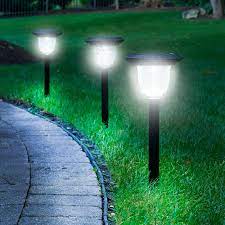 The Best Solar Walkway Light Hammacher Schlemmer Solar Spot Lights Outdoor Landscape Lighting Solar Lights Walkway