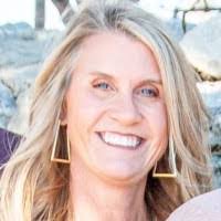 Kelli Buck's Instagram, Twitter & Facebook