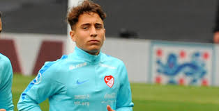 Hüseyin mor'un cenazesi, tatar mezarlığı'nda toprağa verildi. Emre Mor Un Aci Gunu Vefat Eden Dedesi Topraga Verildi Dailymotion Video