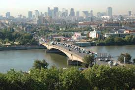 An extension of the tramway line t2 to pont de bezons opened in 2012. Ville De Bezons La Ville En Bref