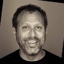 Robert Bluman's Instagram, Twitter & Facebook