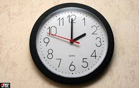 Danach gab es jahre mit und ohne umstellung. Winterzeit Die Uhr Wird Umgestellt Wir Durfen Eine Stunde Mehr Schlafen Die Uhr Wird Von 3 Uhr Auf 2 Uhr Zuruck Gestellt News On Tour De