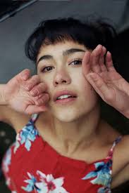 ARTIST FEATURE: KAT COLLINGS