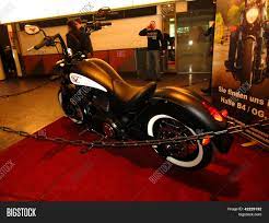 29/2015 legea 16/2015 pentru aprobarea og 14/2013 privind reglementarea unor masuri. Hamburg Germany Image Photo Free Trial Bigstock