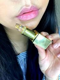 Natural color on the top layer and bottom layer will change color according to your body temperature. Review Tom Ford Soleil Lip Blush Pretty Is My Profession