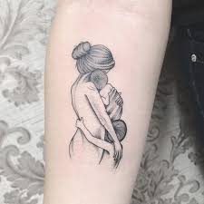 Tattoos Auf Instagram Family Tattoo Charlestatuagem Mama Tattoo Ideen Tattoo Mutter Mutterschaft Tattoos