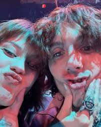 Oli Sykes (@olobersykes) • Instagram photos and videos