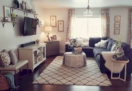 33 Small Apartment Ideas That Will Maximize Your Space Apartment Living Room Layout Livingroom Layout Small Apartment Living Room