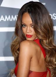 Rihanna Ve Gecmisten Gunumuze Saclari Saclarim Ve Ben Golgeli Sac Uzun Sac Ombre Sac Rengi