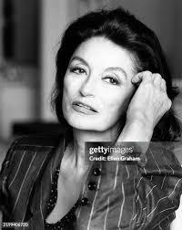 132 fotos e imágenes de alta resolución de Aimee Graham