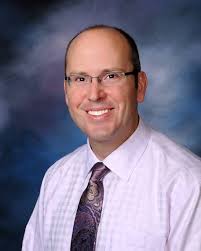 Roland-Story school counselor resigns after inappropriate online messages  to student