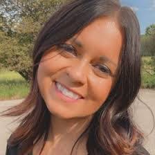 Heather Yarger's Instagram, Twitter & Facebook