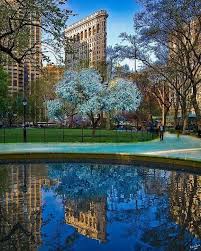 14 Images That Prove Looking At The Flatiron Building Never Gets Old Beautiful Views Beautiful Places Around The Worlds