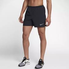 (ne sais pas pourquoi il resort gris clai. Short De Running Homme Notre Avis Sur Les Meilleurs Modeles Confort De Vie