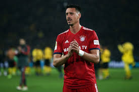Hollywood brown comes in at 166 lbs. West Ham And Crystal Palace In Transfer Fight For Sandro Wagner Who Wants Out Of Bayern Munich