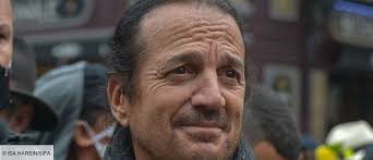 Francis lalanne au casino de paris (live). Ua5 Ec9wo5bklm